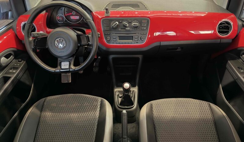 VOLKSWAGEN CROSS UP 1.0 TSI 12V FLEX 4P MANUAL – 2016 / 2017 total