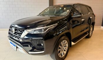 TOYOTA HILUX SW4 2.8 D-4D TURBO DIESEL SRX 7L 4X4 AUTOMÁTICO – 2021 / 2021 total