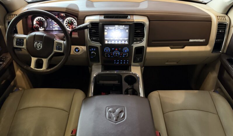 DODGE RAM 6.7 2500 LARAMIE 4X4 CD I6 TURBO DIESEL 4P AUTOMÁTICO – 2015 / 2016 total