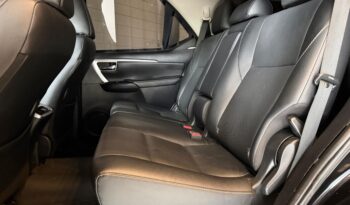 TOYOTA HILUX SW4 2.8 D-4D TURBO DIESEL SRX 7L 4X4 AUTOMÁTICO – 2021 / 2021 total