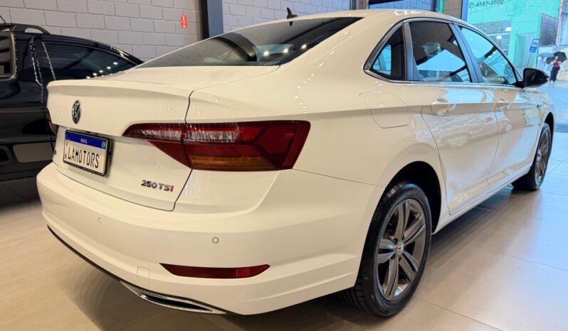 VOLKSWAGEN JETTA 1.4 250 TSI TOTAL FLEX R-LINE TIPTRONIC – 2019 / 2020 total