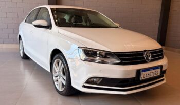 VOLKSWAGEN JETTA 2.0 TSI HIGHLINE 211CV GASOLINA 4P TIPTRONIC – 2015 / 2016 total