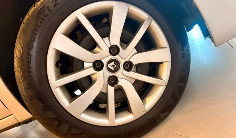 RENAULT SANDERO 1.6 EXPRESSION 8V FLEX 4P MANUAL – 2016 / 2016 total