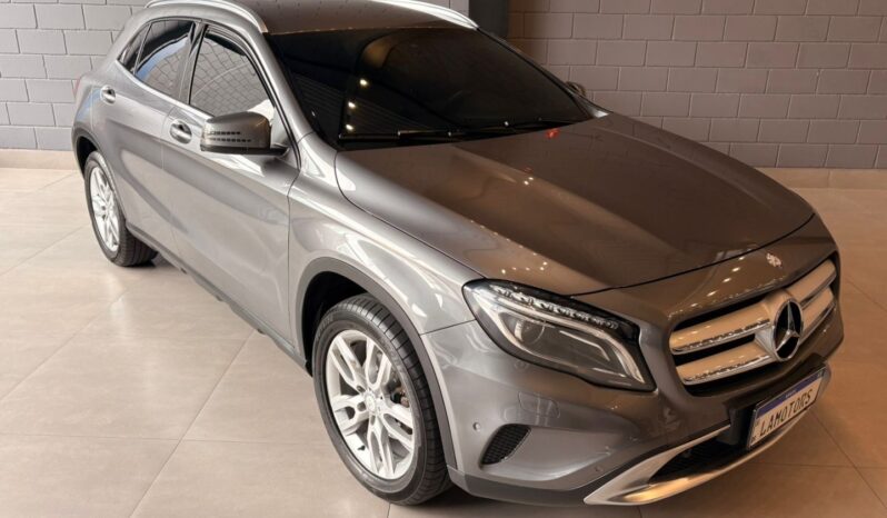 MERCEDES-BENZ GLA 200 1.6 CGI ADVANCE 16V TURBO FLEX 4P AUTOMÁTICO – 2015 / 2016 total