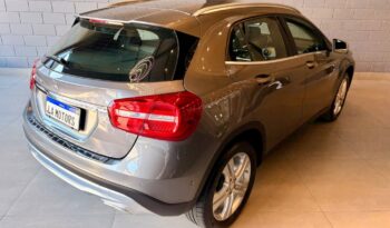 MERCEDES-BENZ GLA 200 1.6 CGI ADVANCE 16V TURBO FLEX 4P AUTOMÁTICO – 2016 / 2017 total