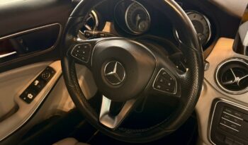 MERCEDES-BENZ GLA 200 1.6 CGI ADVANCE 16V TURBO FLEX 4P AUTOMÁTICO – 2015 / 2016 total
