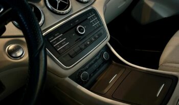 MERCEDES-BENZ GLA 200 1.6 CGI ADVANCE 16V TURBO FLEX 4P AUTOMÁTICO – 2015 / 2016 total