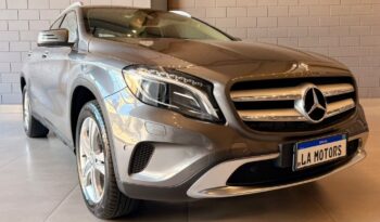 MERCEDES-BENZ GLA 200 1.6 CGI ADVANCE 16V TURBO FLEX 4P AUTOMÁTICO – 2016 / 2017 total