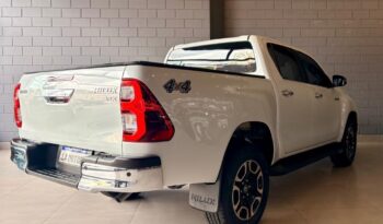 TOYOTA HILUX 2.8 D-4D TURBO DIESEL CD SRX 4X4 AUTOMÁTICO – 2022 / 2023 total