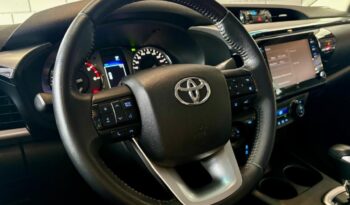 TOYOTA HILUX 2.8 D-4D TURBO DIESEL CD SRX 4X4 AUTOMÁTICO – 2022 / 2023 total