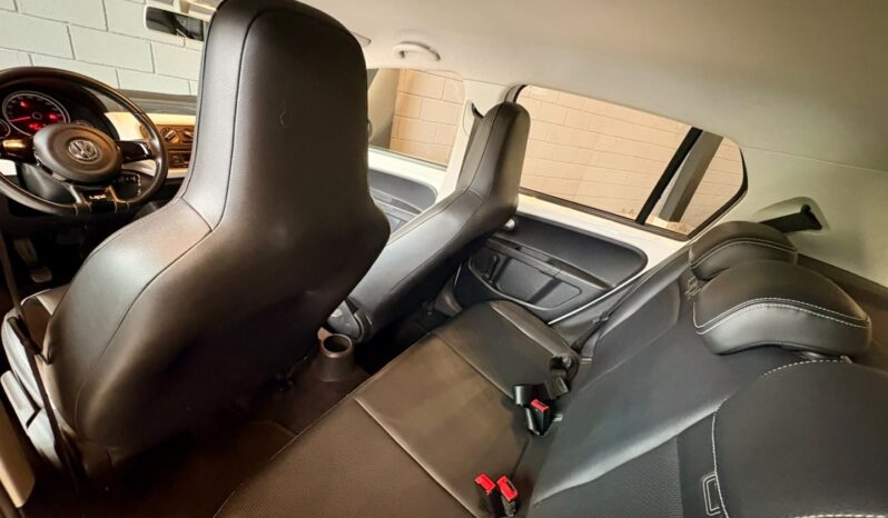 VOLKSWAGEN UP 1.0 MPI RBW 12V FLEX 4P MANUAL – 2014 / 2015 total