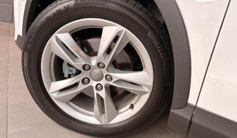 AUDI Q3 1.4 TFSI AMBIENTE FLEX 4P S TRONIC – 2017 / 2018 total