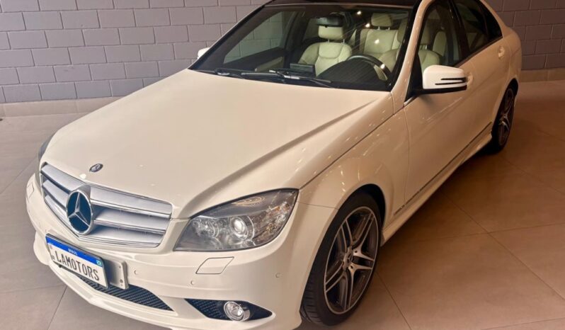 MERCEDES-BENZ C 300 3.0 AVANTGARDE V6 24V GASOLINA 4P AUTOMÁTICO – 2010 / 2011 total